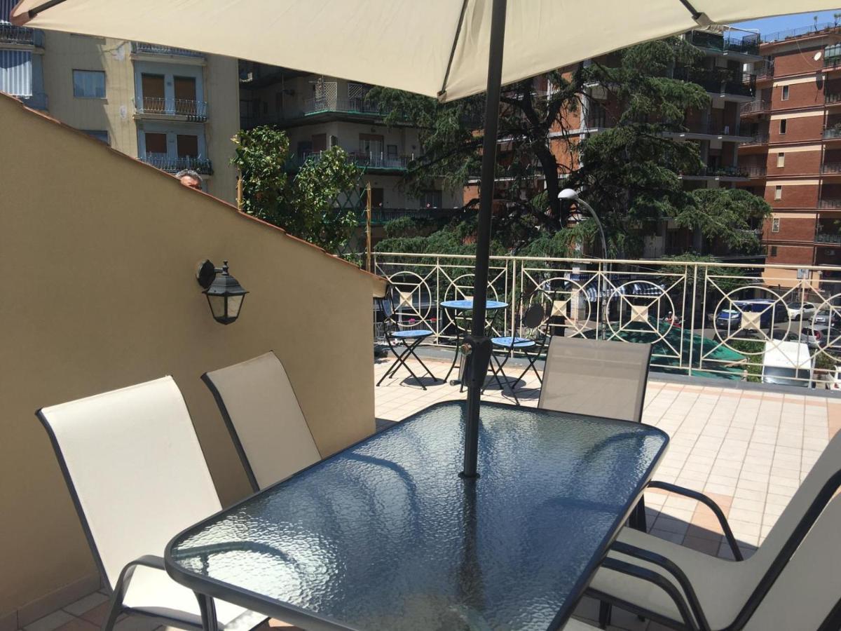 Stabia Holiday House Castellammare di Stabia Buitenkant foto