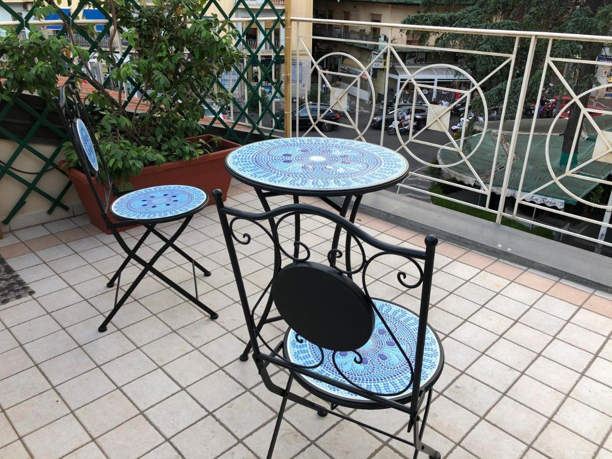 Stabia Holiday House Castellammare di Stabia Buitenkant foto